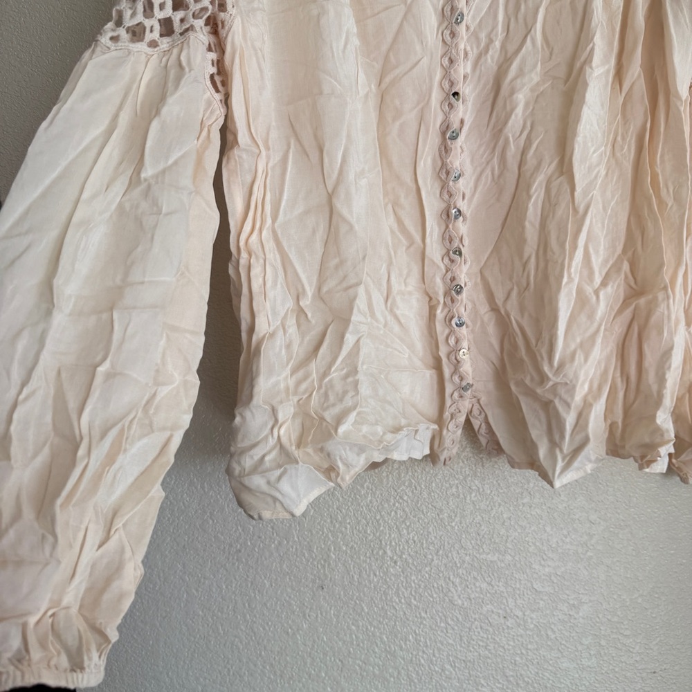 Sundance Cream Blouse with Cut-Out Details Sz L - Picture 8 of 13